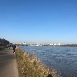 Rheinblick Sommershof , Köln Deutschland